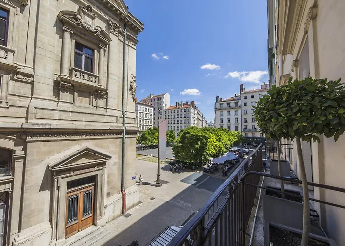 Des ArtistesHotel Lyon